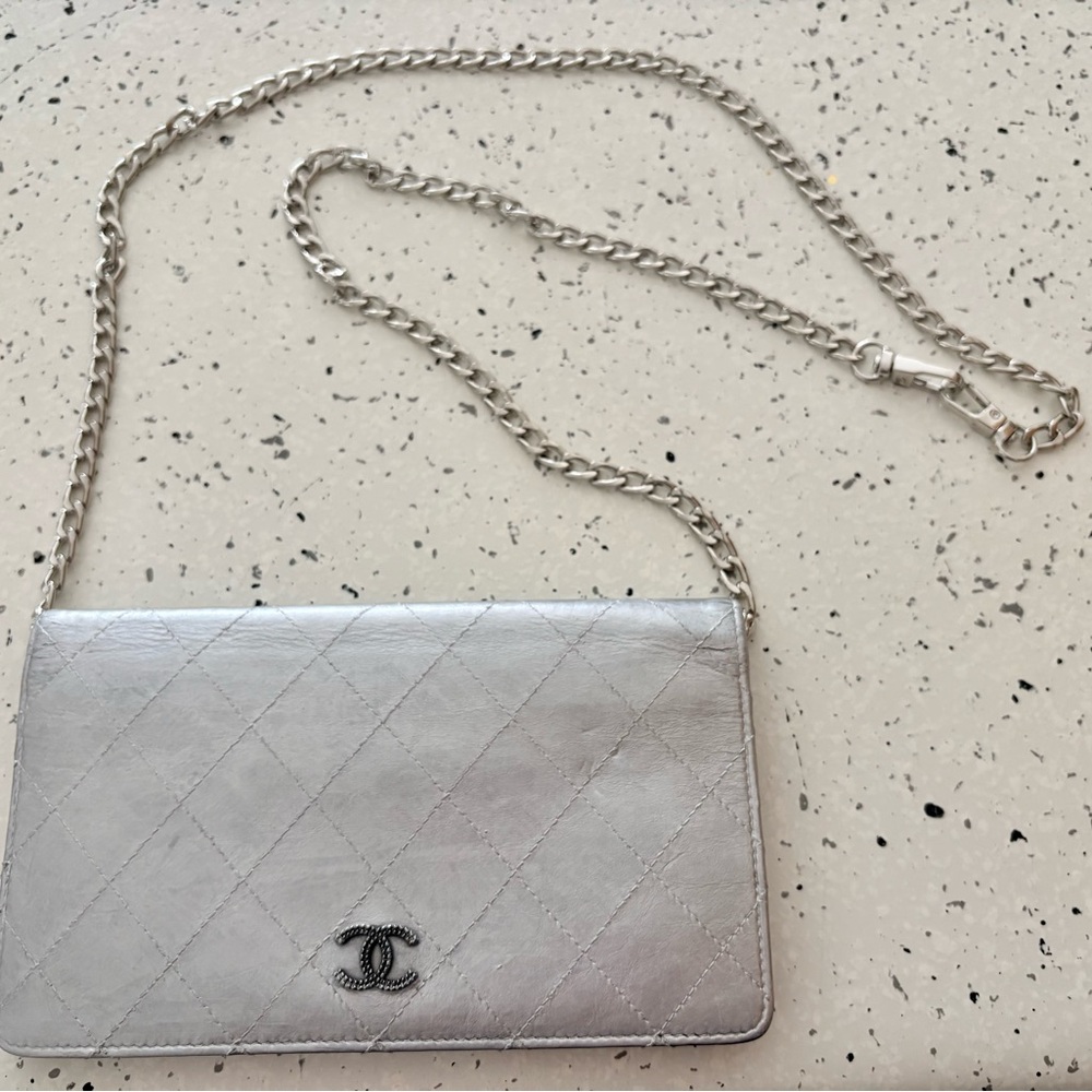 CHANEL Classic Quilted Wallet On Chain WOC Metallic Silver Leather Pink Interior
